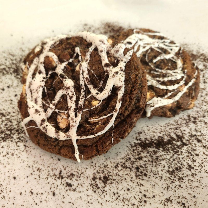 Cookies & Cream Cookie